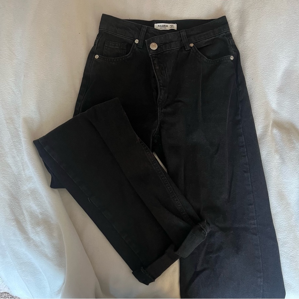 pull and bear black flared jeans